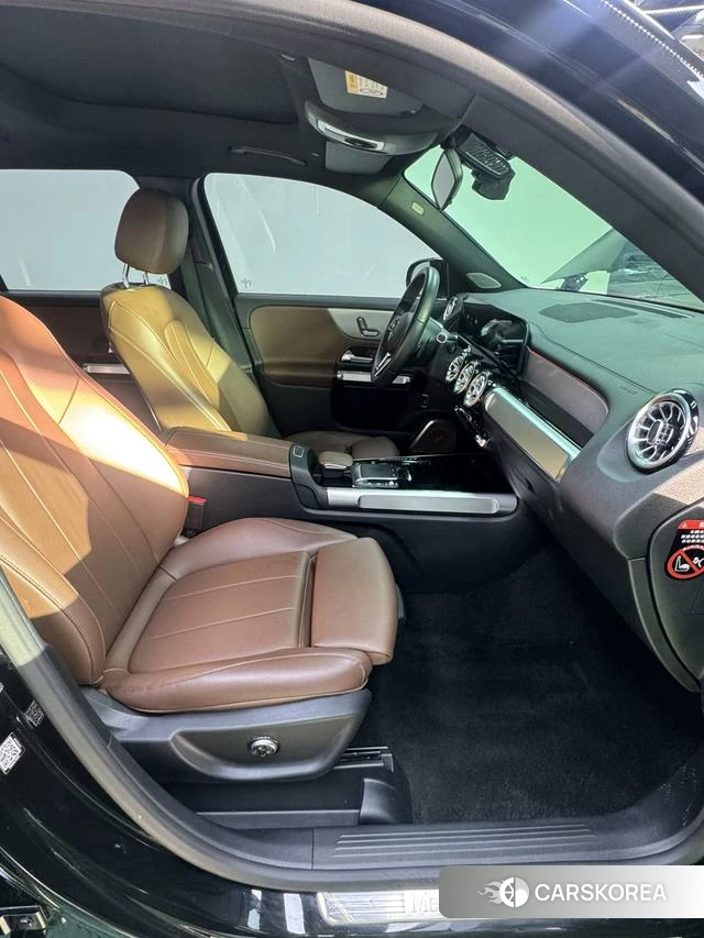 Mercedes-Benz GLB 2021 Черный из Китая, фото 2
