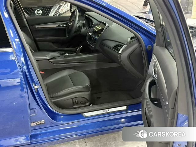 Cadillac CT5 2021 Синий из Китая, фото 2
