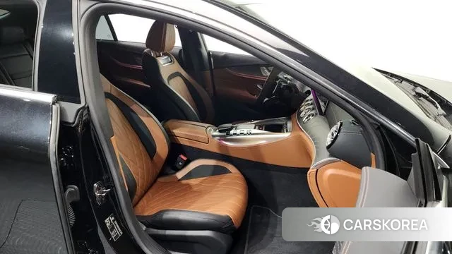 Mercedes-Benz AMG GT 2023 Черный из Кореи, фото 2