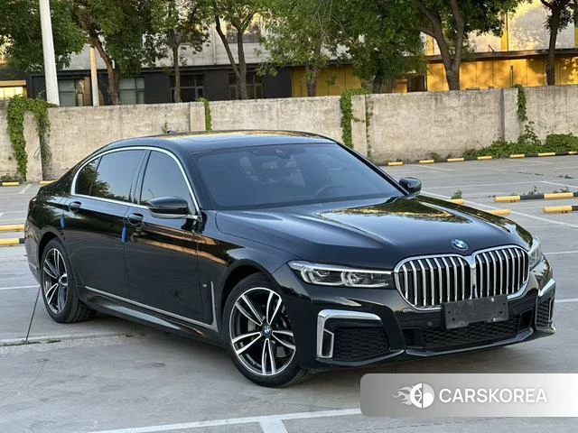 BMW 7 series 2022 Черный из Китая, фото 2