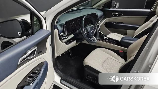 Kia Sportage 5th Generation Hybrid 2022 Белый из Кореи, фото 2