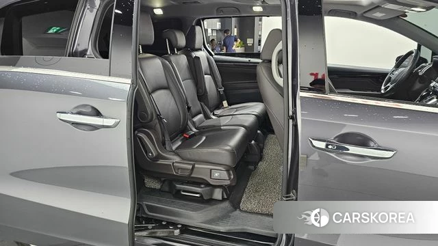 Honda Odyssey 2018 Серый из Кореи, фото 2