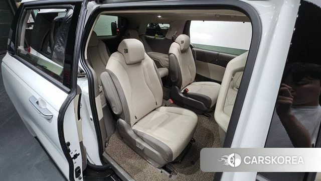 Kia The New Carnival 4th Generation 2025 Белый из Кореи, фото 2