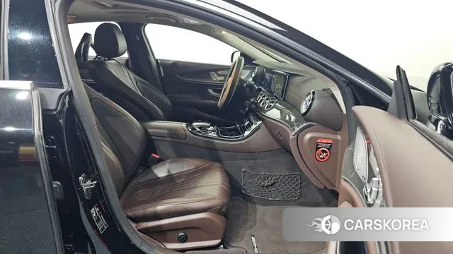 Mercedes-Benz CLS-Class C257 2019 Черный из Кореи, фото 2