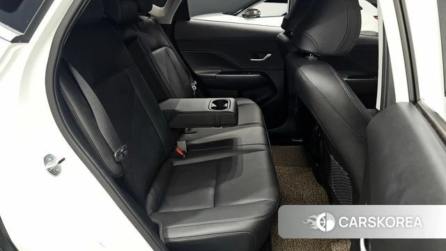 Hyundai Kona (SX2) 2023 Белый из Кореи, фото 2