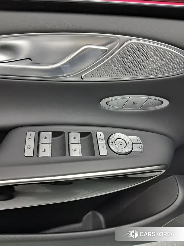 Genesis GV70 2025 Жемчужный цвет из Кореи, фото 2