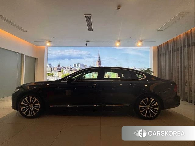 Volvo S90 2025 Черный из Китая, фото 2