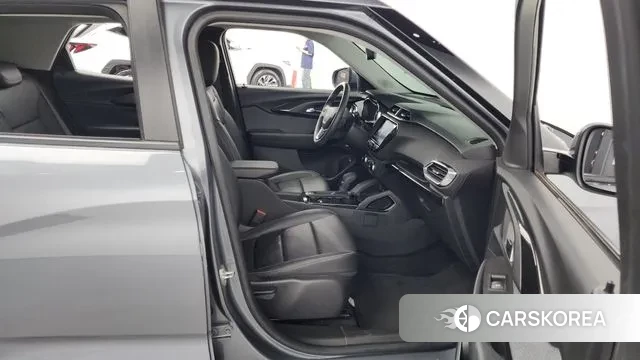 Chevrolet (GM Daewoo) Trailblazer 2021 Серый из Кореи, фото 2