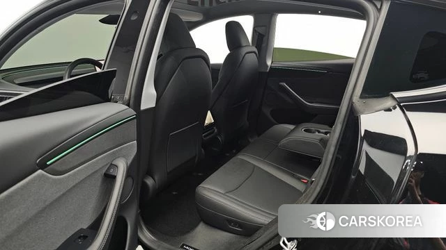 Tesla Model Y 2025 Черный из Кореи, фото 2