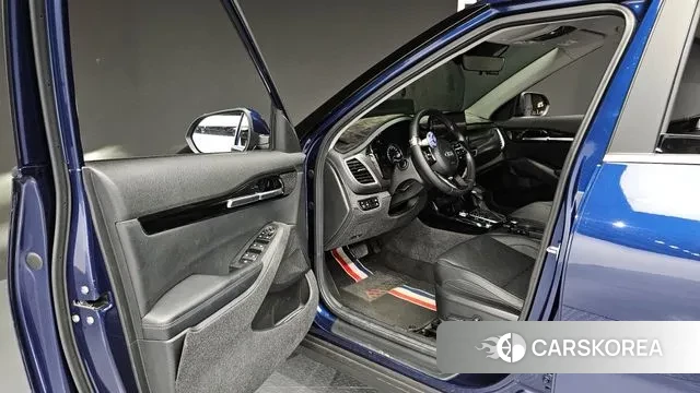 Kia Seltos 2020 Синий из Кореи, фото 2