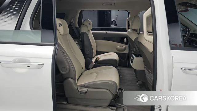 Kia The New Carnival 4th Generation 2026 Белый из Кореи, фото 2
