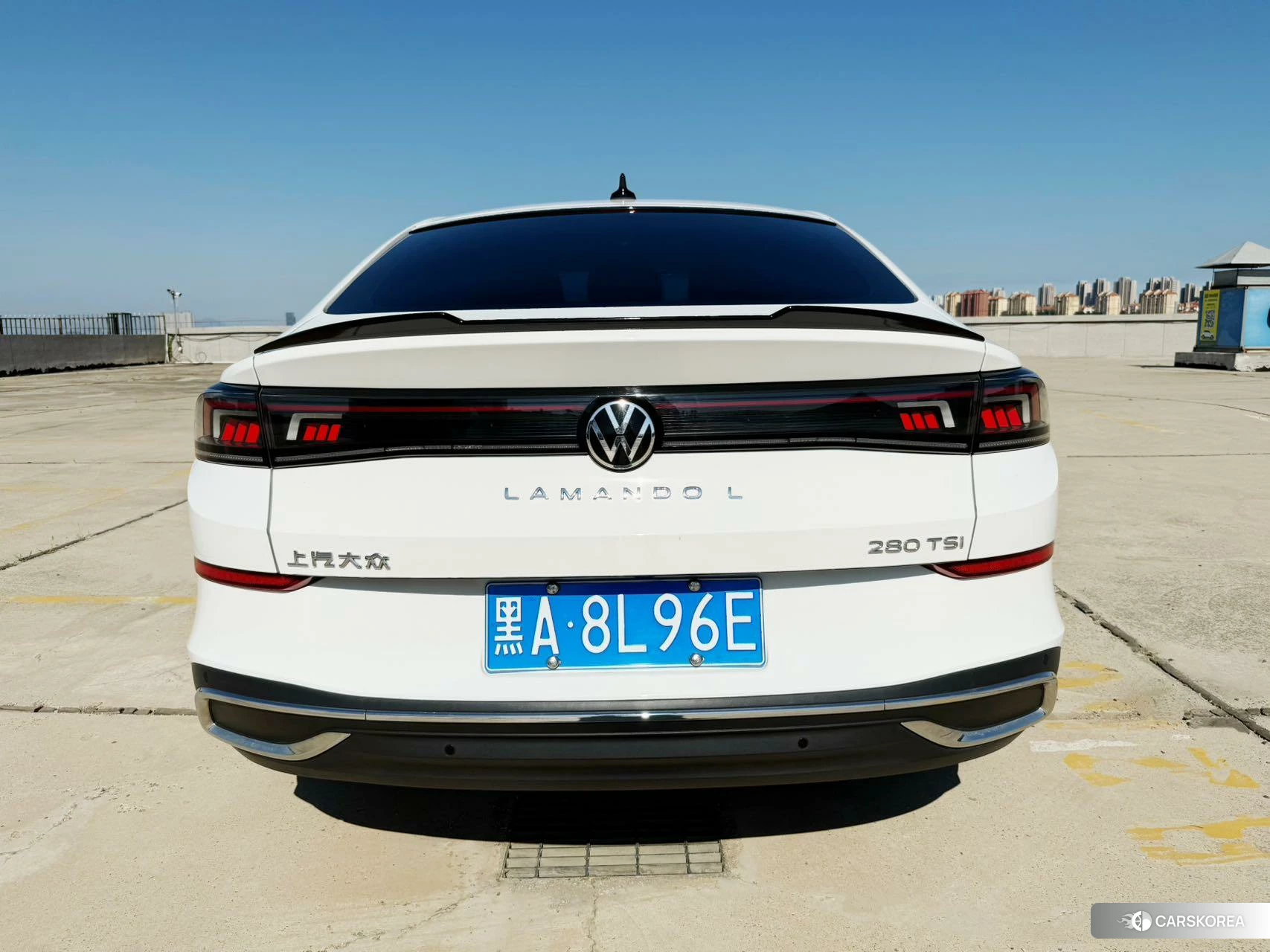 Volkswagen Lingdu 2023 Белый из Китая, фото 2