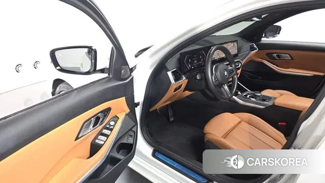 BMW 3 Series (G20) 2023 Белый из Кореи, фото 2