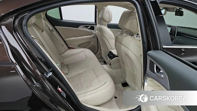 Genesis G70 2018 Коричневый из Кореи, фото 2