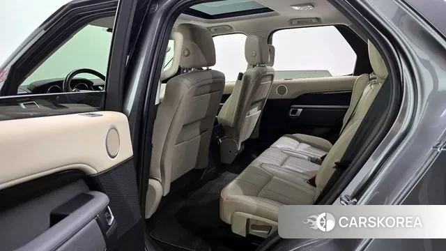 Land Rover Discovery 5 2018 Серый из Кореи, фото 2