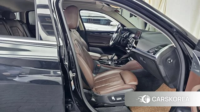 BMW X4 (G02) 2021 Черный из Кореи, фото 2