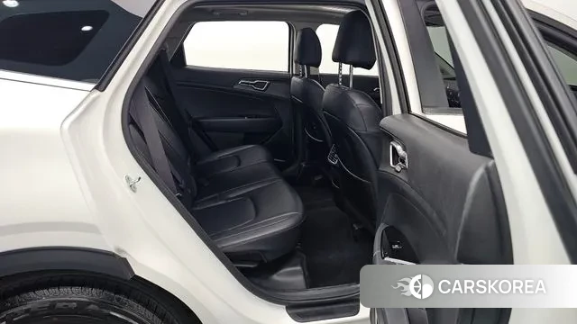 Kia Sportage 5th Generation 2022 Белый из Кореи, фото 2