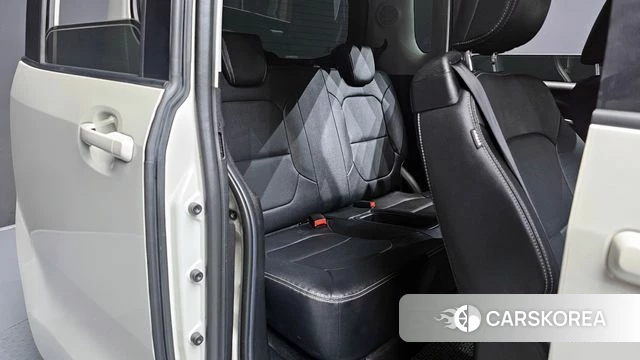 Kia The New Kia Ray EV 2024 Жемчужный цвет из Кореи, фото 2