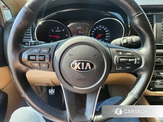 Kia The New Carnival 2019 Черный из Кореи, фото 2