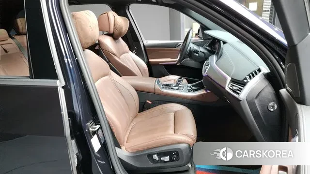 BMW X5 (G05) 2021 Черный из Кореи, фото 2