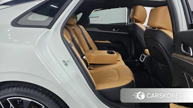 Kia K5 3rd generation 2022 Белый из Кореи, фото 2