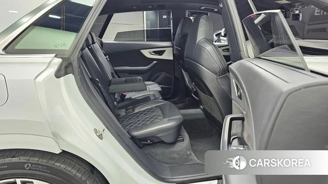 Audi Q8 (4M) 2021 Белый из Кореи, фото 2