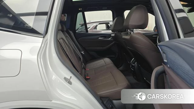 BMW iX3 2023 Белый из Кореи, фото 2