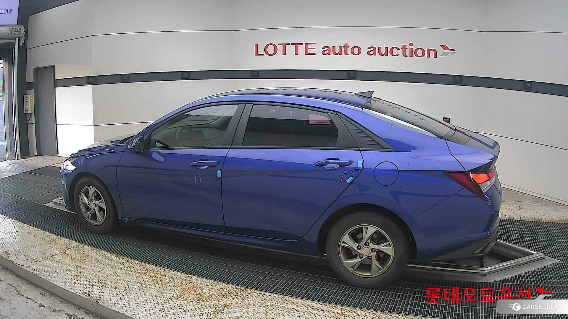 Hyundai Avante 2021 Intense Blue из Кореи, фото 2