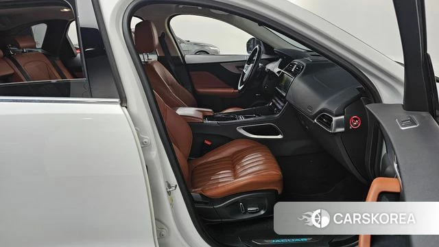 Jaguar F-PACE 2019 Белый из Кореи, фото 2