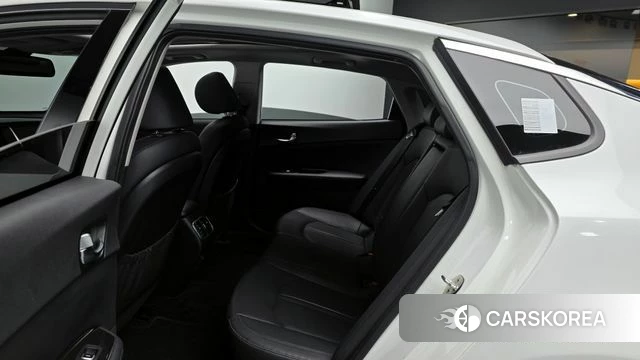 Kia The New K5 2nd generation 2019 Белый из Кореи, фото 2