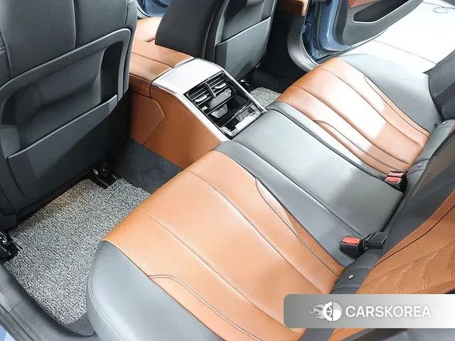 BMW 8 Series (G15) 2021 Небесно-голубой из Кореи, фото 2