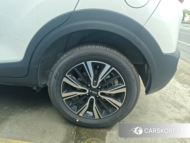 Kia Yi Ran 2025 Белый из Китая, фото 2