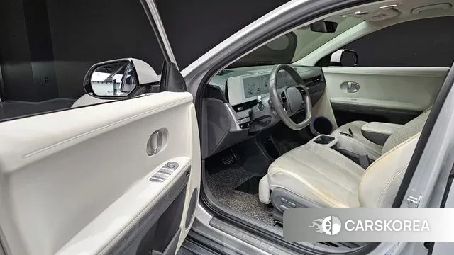 Hyundai Ionic 5 2021 Серебристо-серый из Кореи, фото 2