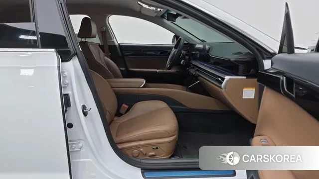 Hyundai Grandeur Hybrid (GN7) 2023 Белый из Кореи, фото 2