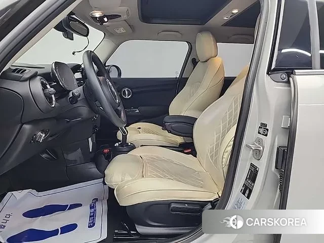 Mini Cooper 2020 Белый двухцветный из Кореи, фото 2