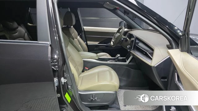 Ssangyong Torres 2023 Черный из Кореи, фото 2