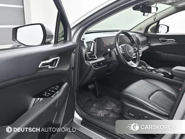 Kia Sportage 5th Generation Hybrid 2022 Серебристо-серый из Кореи, фото 2