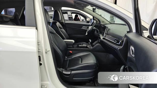 Kia Sportage 5th Generation 2022 Белый из Кореи, фото 2