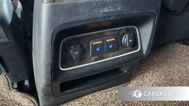 Hyundai The New Grand Starex 2018 Белый из Кореи, фото 2