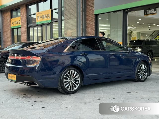 Lincoln MKZ 2020 Синий из Китая, фото 2