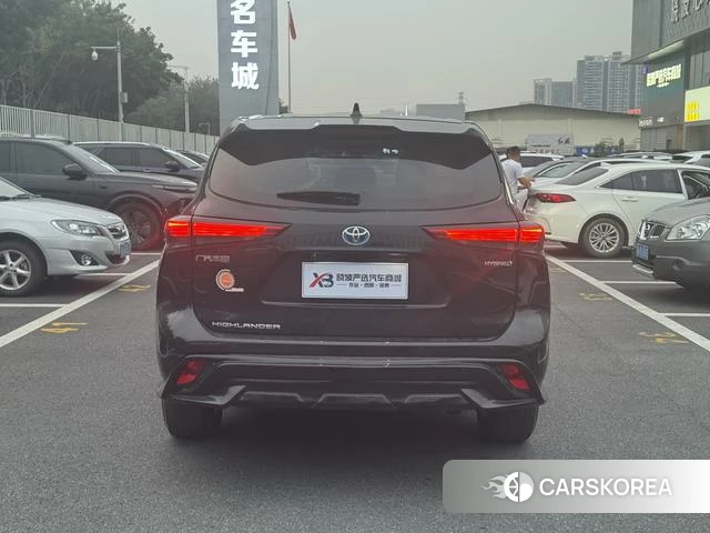 Toyota Highlander 2022 Черный из Китая, фото 2