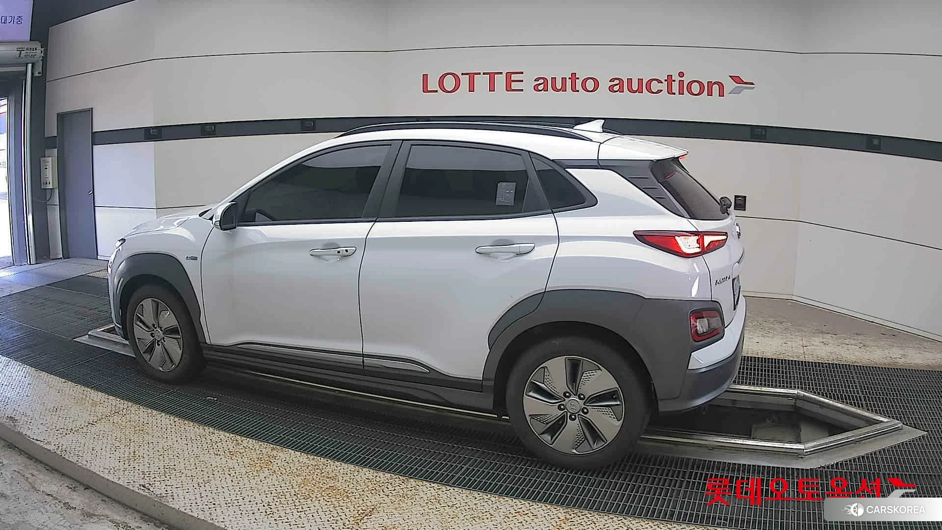 Hyundai KONA Electric 2020 Chokwhite из Кореи, фото 2