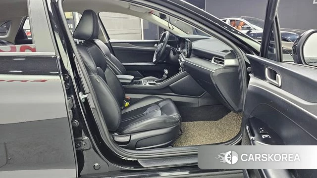 Kia K5 3rd generation 2021 Черный из Кореи, фото 2