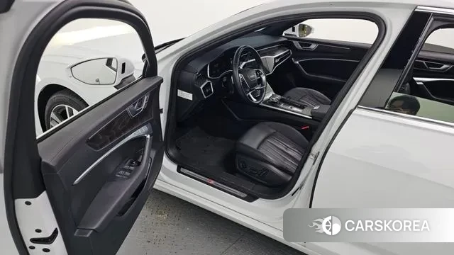 Audi A6 (C8) 2022 Белый из Кореи, фото 2