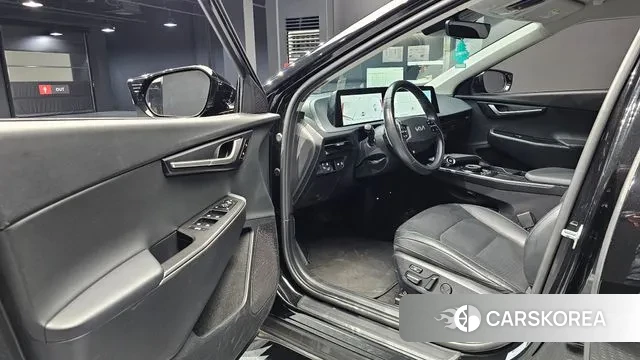 Kia EV6 2021 Черный из Кореи, фото 2