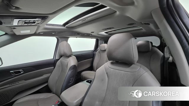 Kia The New Carnival 4th Generation 2024 Белый из Кореи, фото 2