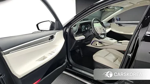 Hyundai The New Grandeur IG Hybrid 2021 Черный из Кореи, фото 2