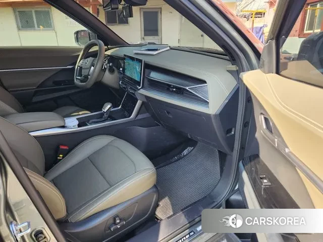 Ssangyong Torres 2023 Светло-зеленый из Кореи, фото 2