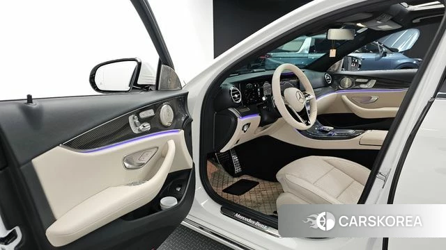 Mercedes-Benz E-Class W213 2020 Белый из Кореи, фото 2