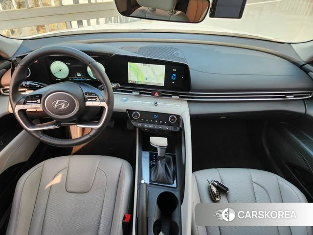 Hyundai Avante Hybrid (CN7) 2021 Белый из Кореи, фото 2